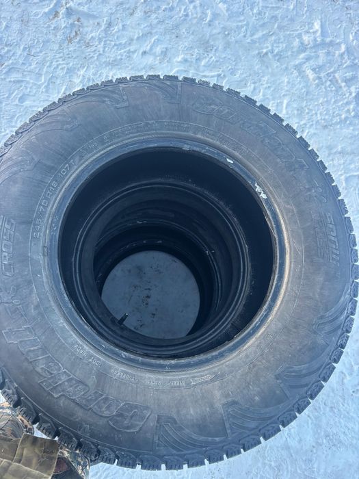 Продам шины в хорошем сост