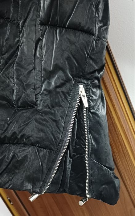 Geaca neagra de iarna