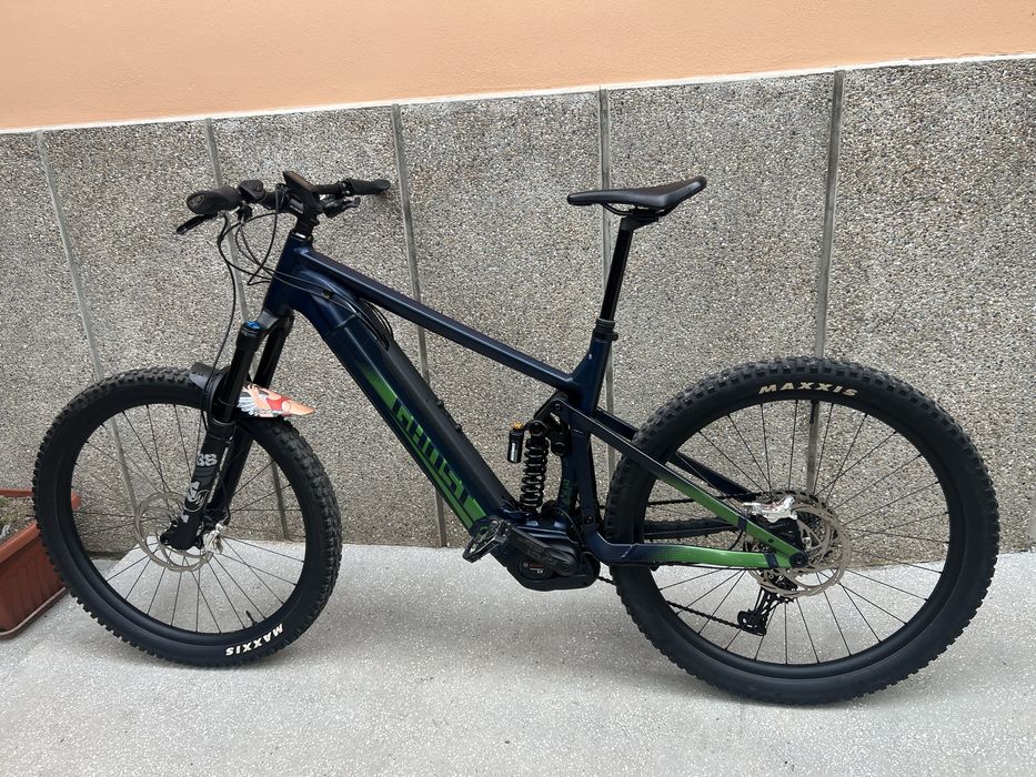 Bicicleta electrica E-bike Ghost Bosch 625wh XL 29 Fox 38 2023