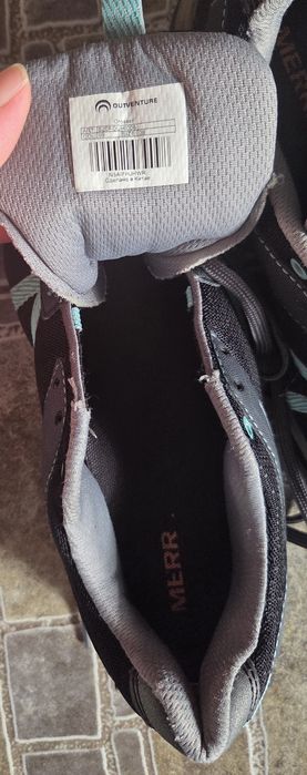 Продам кроссовки