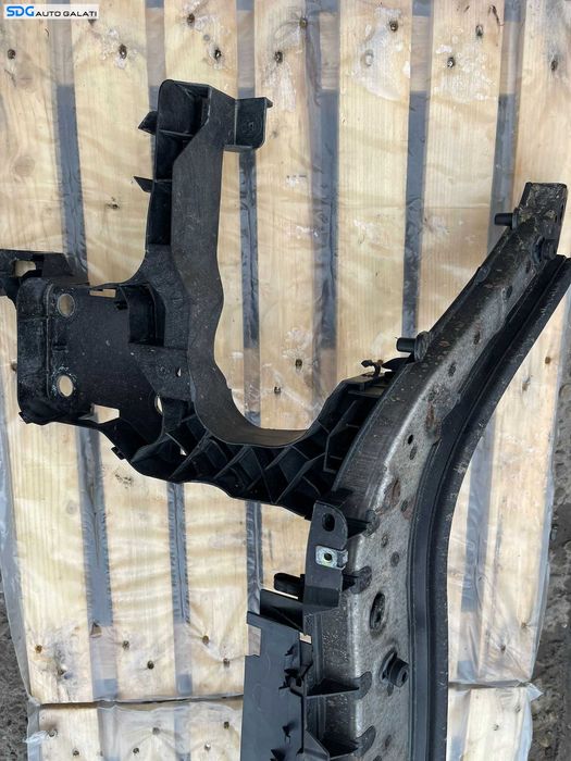 Trager Tragher Panou Frontal Calandru cu Suport Suporti Ochelar Far Faruri Renault Scenic 2 2003 - 2009 Cod 8200137496 8200137495 [L3486]