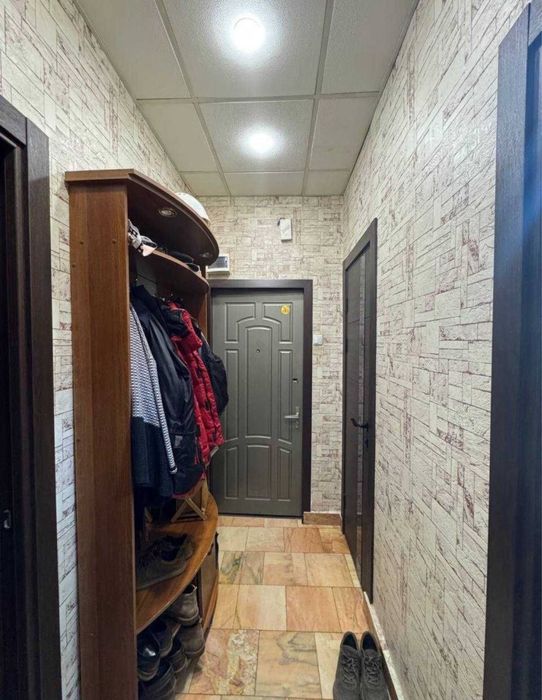 х Чиланзар 19 квартал 3/1/4 Орт.Базарчик,Балкон:1,5х6,Чистий Ремонт