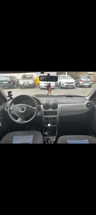 Vand Logan 2008 model facelift
Mentionez: Masina merge bi