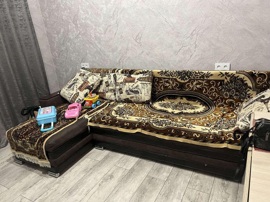 Продам диван в хорошем состоянии
