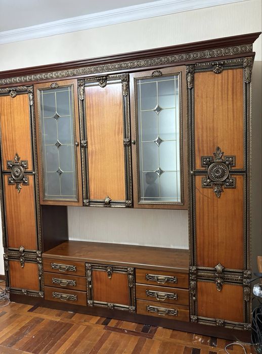 Шкаф сервант СРОЧНО!!!