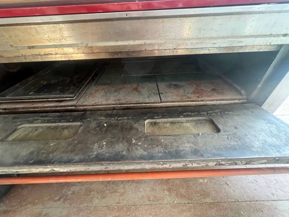 Печь для приготовления буханки пиццы и тд с очисткой перед покупкой