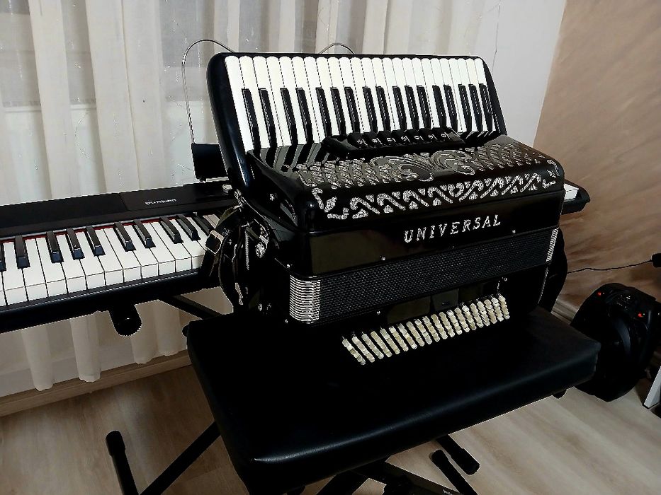 Acordeon Italian UNIVERSAL