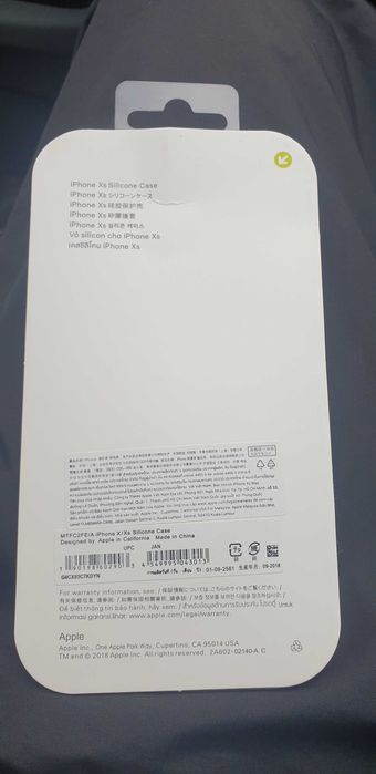 Кейс iPhone Xs .