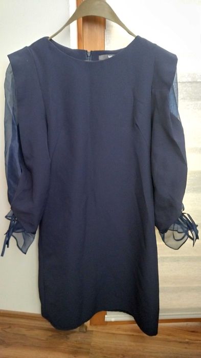 Рокля на LEVANTE подходяща за предстоящите празници