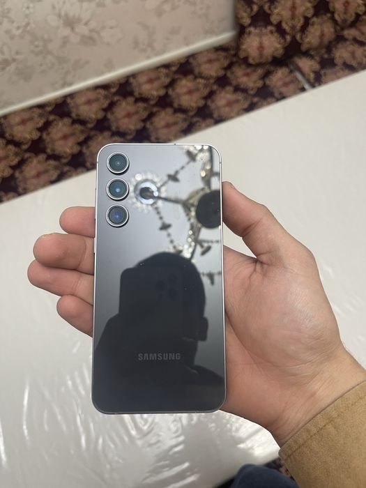 Самсунг с23фе в идеальном состоянии