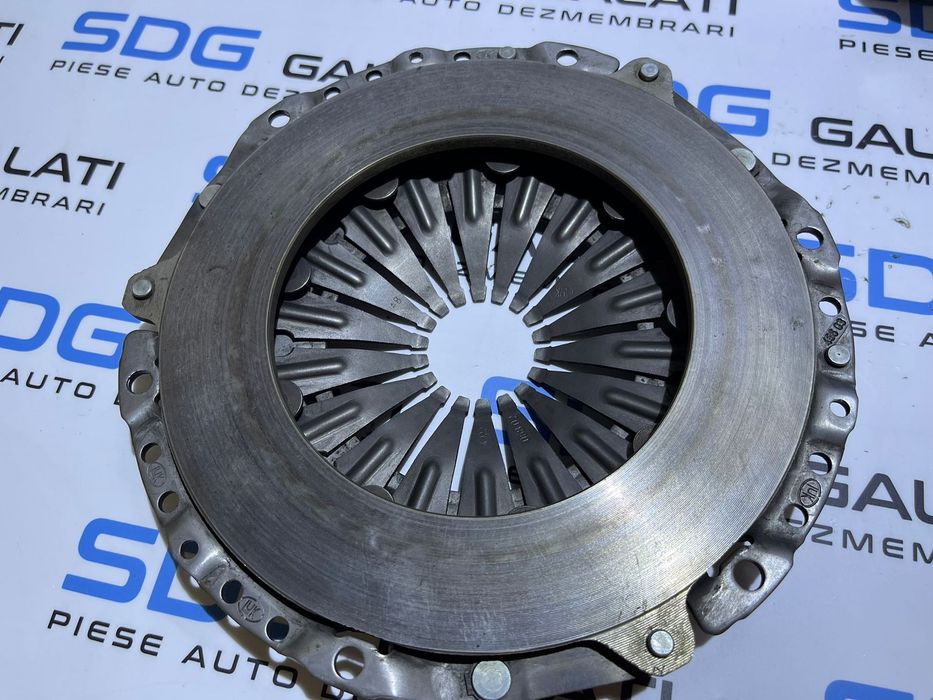 Volanta Masa Dubla cu Placa Presiune Ambreiaj Cu Disc Cutie Manuala 5 Trepte Audi A4 B6 1.8 2001 - 2005 Cod 123025310
