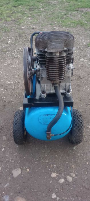 Compresor aer Italian , ABAC , la 220 volti