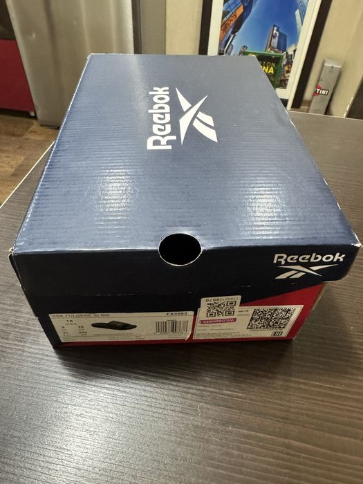 Сланцы Reebok оригинал 100%