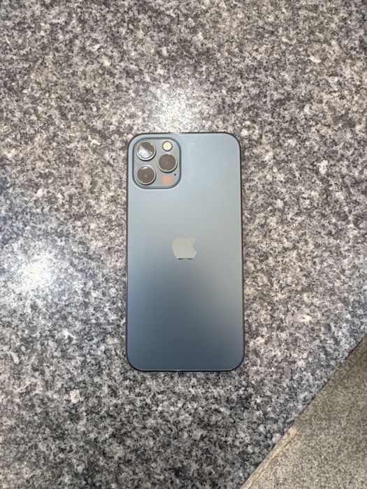 Iphon 12 pro achizitionat de nou