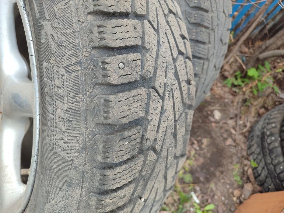 Титанки R15 с шинами