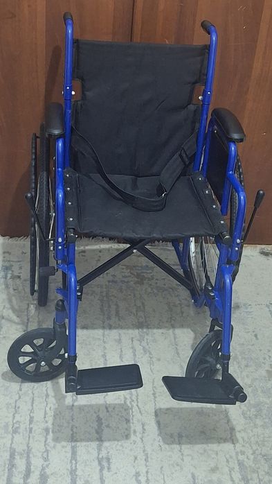 Инвалидная коляска