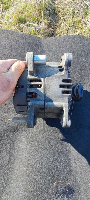 Алтернатор от VW TOURAN 1.4TSI 140K.C