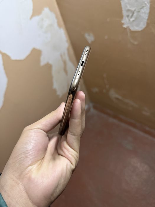 Iphone xs ideal gold