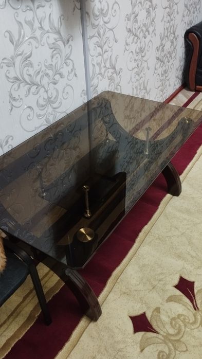 Журнальный столик