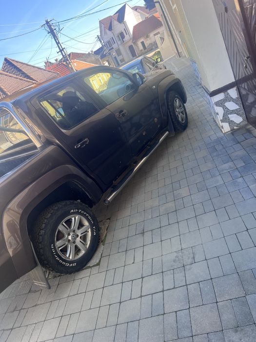 Amarok 2012                        .