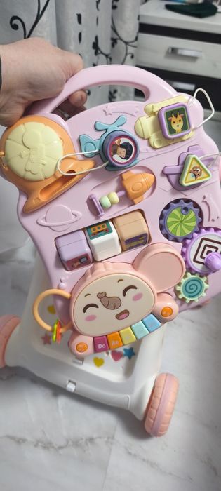 Antemergator / premergator cu masuta de activitati