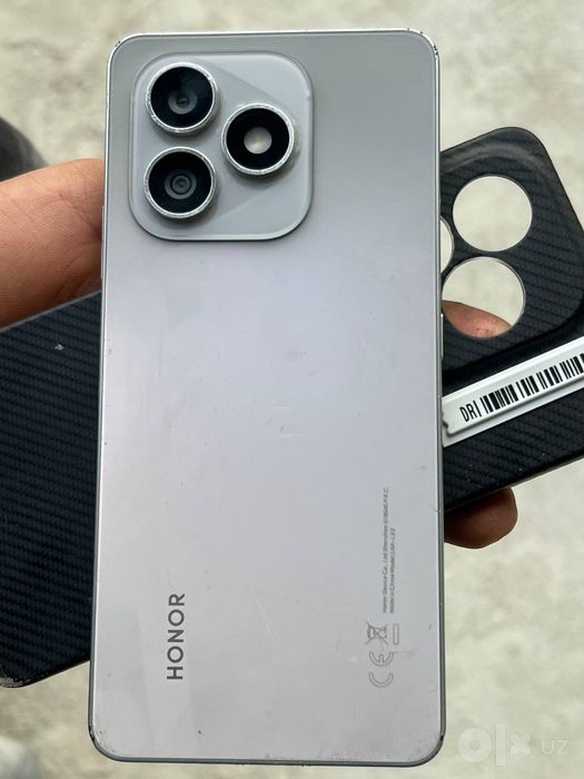 Honorx8d 8+8ram turbo