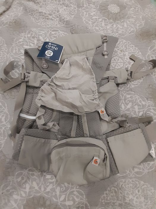 Ergobaby OMNI Breeze