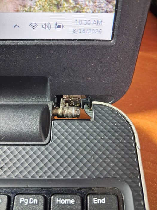 Vand Laptop Dell 2521