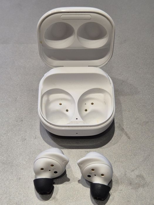 Samsung Galaxy Buds FE