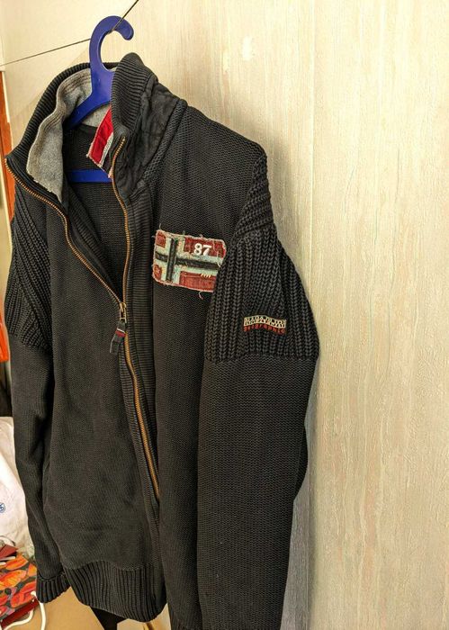 NAPAPIJRI - плетена жилетка - като нова