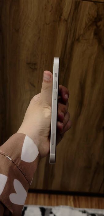 iphone 12 ideal usta ko’rmagan