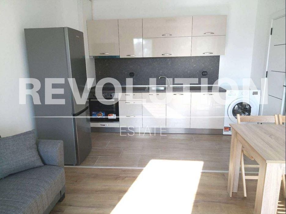 Дава се под наем Двустаен апартамент в Варна, м-т Пчелина - 70 кв.м за 500 € - Снимка #1