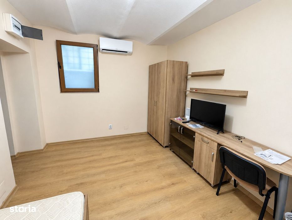 Garsoniera, 28 mp, recent renovata, zona ultracentrala, UMF — fotografia 1