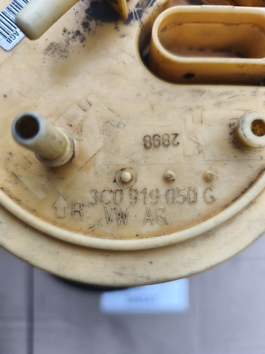 Pompa rezervor combustibil 2.0 tdi Volkswagen VW Passat B6 2005-2010