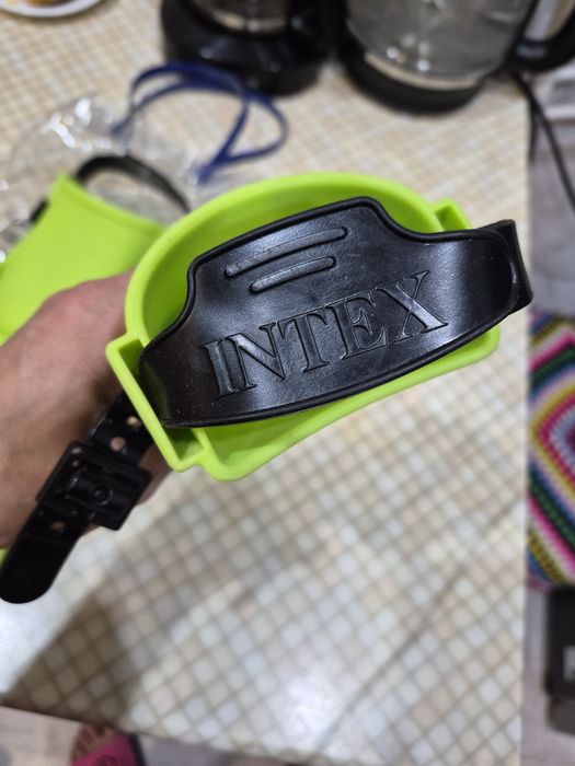 Продам ласты Intex