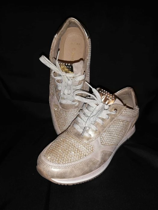 Дамски маратонки Marco Tozzi, размер 39