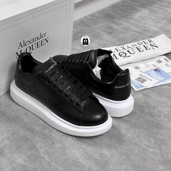 AMQ CLASIC BLACK AND WHITE 36 la 44 Livrare cu Verificare