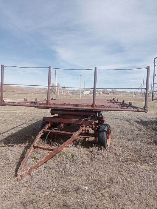 Продается трактор и прицеп