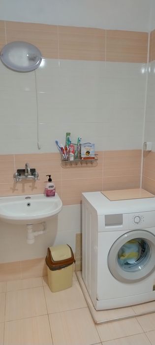 Дава се под наем Двустаен апартамент в Бургас, Център - 57 кв.м за 408 € - Снимка #9