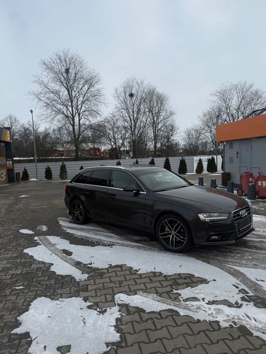 Audi A4 2013 2L automat