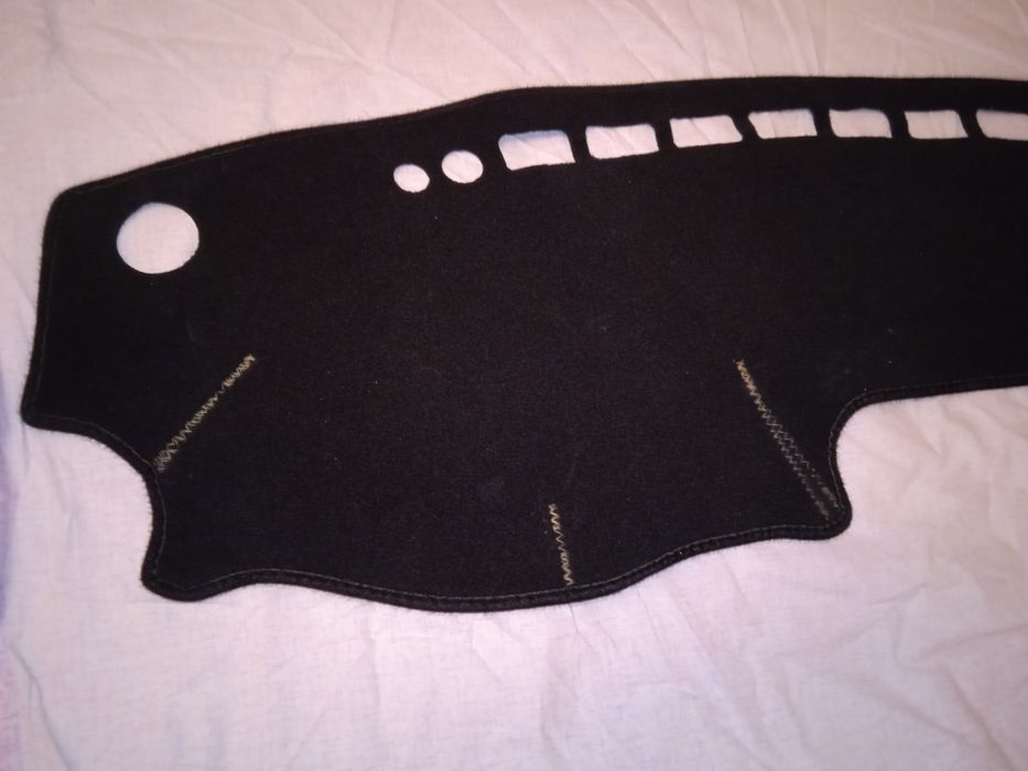 Коврик на торпеду Лада  Гранта