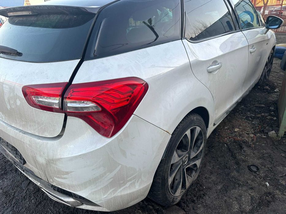 Dezmembrez Citroen DS5 hybrid4 (diesel+electric) 2012 euro 5