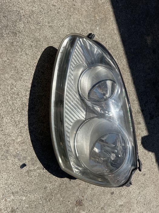 Far, stanga  /Stop , stopuri st-dr  vw golf 5