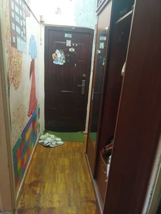 Продается 3х комнатная переделана в 4х куйлюк 3  3/2/4