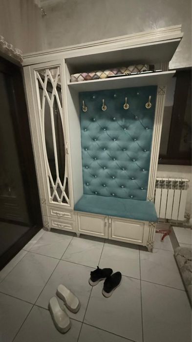 Шкаф  для прихожей