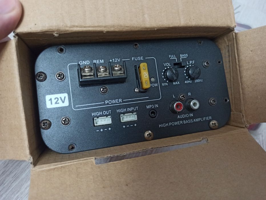 Шнуры и предохранители для саббуфера