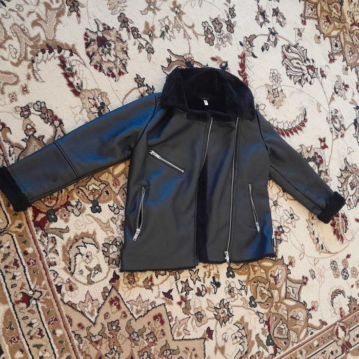 Кожаная куртка для девушек