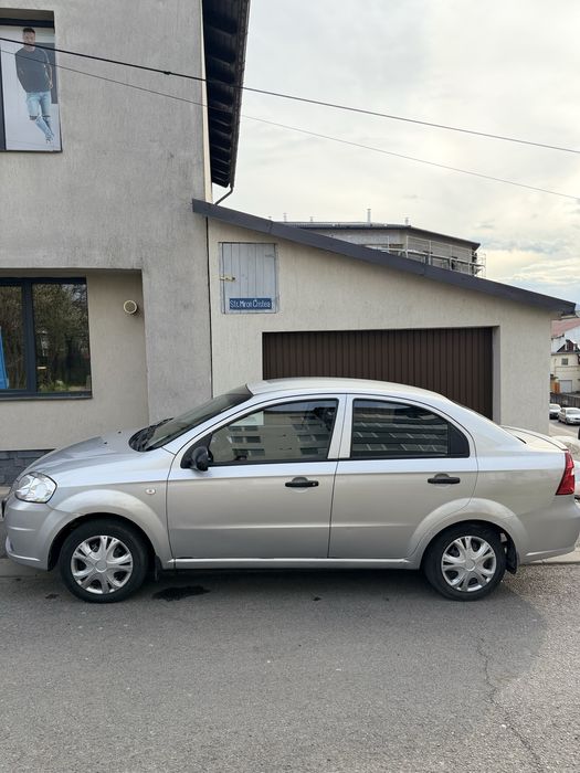 Vând Chevrolet Aveo 1.4 benzină, an de fabricație 2008