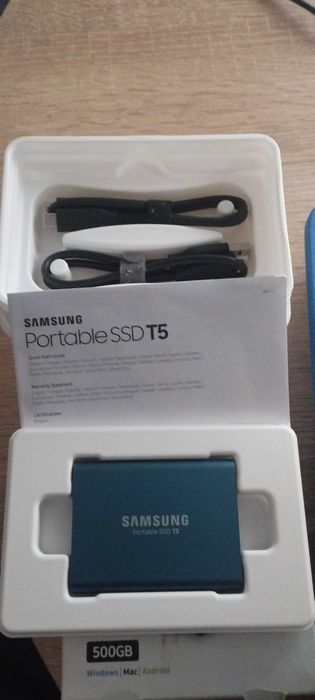 SSD portabil Samsung T5 500gb