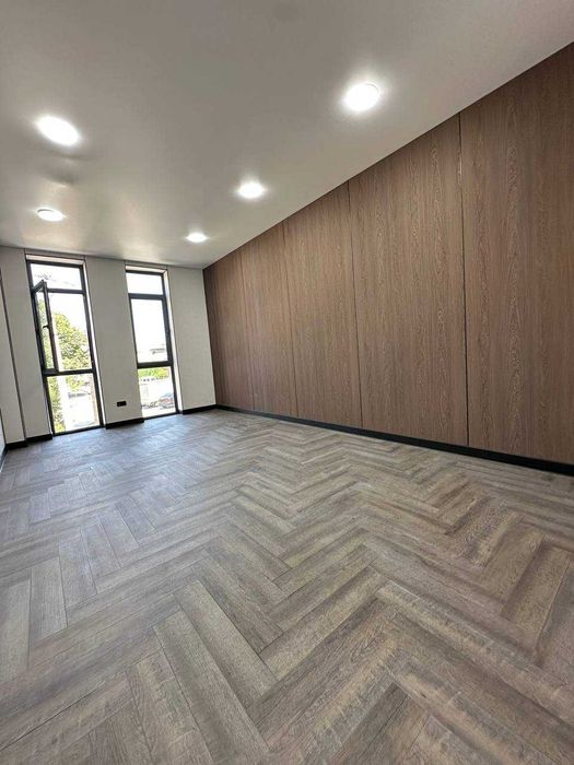 Аренда бизнес-центра в самом центре города — Луначарского 402м2 (N176)